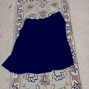 Traveler’s poly skirt, midi length